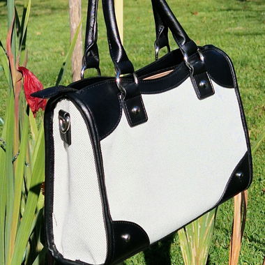 Down town city tote bag