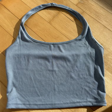Summer top with open back