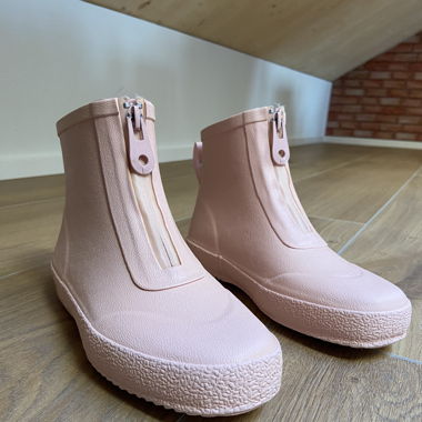 Pinke kleine Stiefel 