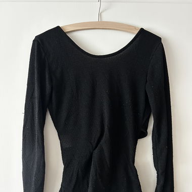 longsleeve with back detail