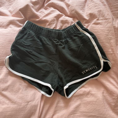 Short court