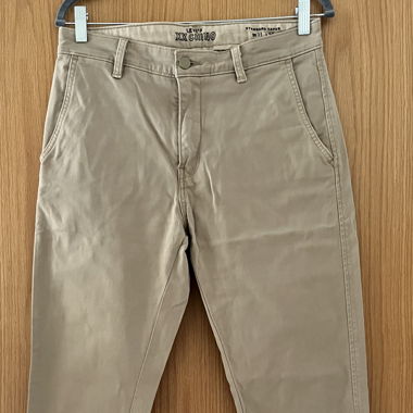 Beige Levi's Chinos W31 L30
