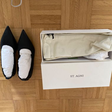 Scarpe appuntite St. Agni