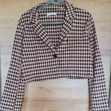 Veste courte à carreaux 