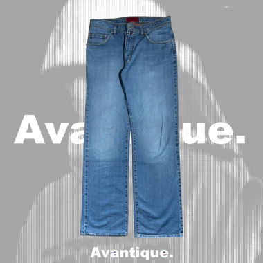 Vintage Y2K Japanese Light Blue Denim Jeans 