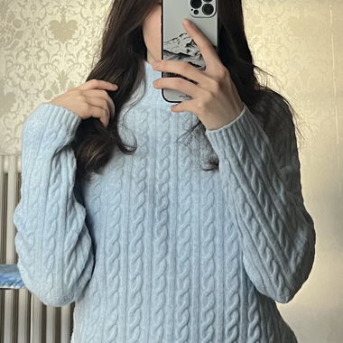 Pull torsadé baby blue 