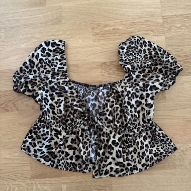 Leopard Print Crop Top