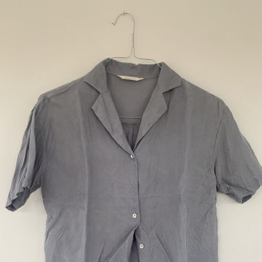 Kurzarm Bluse grau