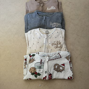 Set of 4 Pyjamas 12-18 months