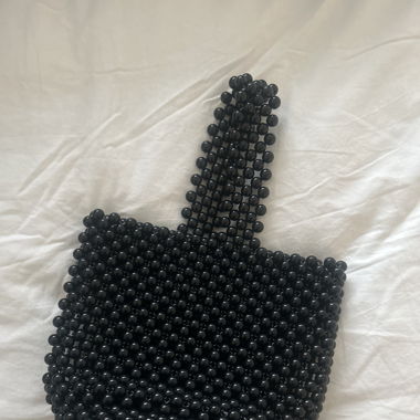 Sac à main perles noires