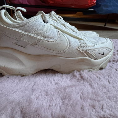 White Nike Sneakers