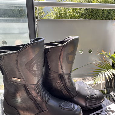 Motorradstiefel