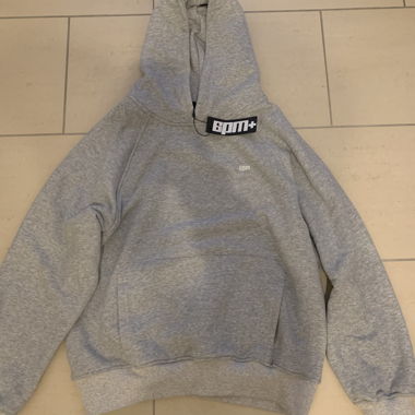 Sweat à capuche 6pm