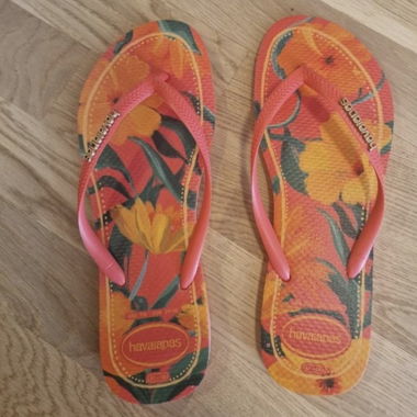 Havaianas neuves motif aquarelle 