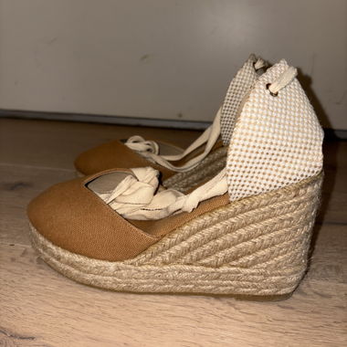 Espadrille wedge sandals