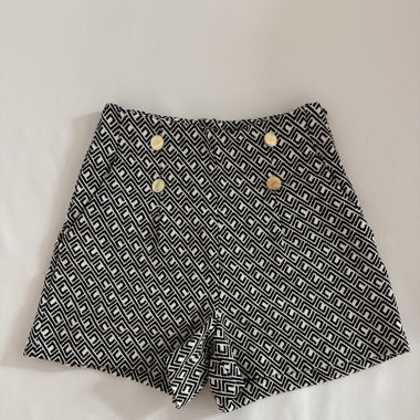 Patterned shorts with golden buttons