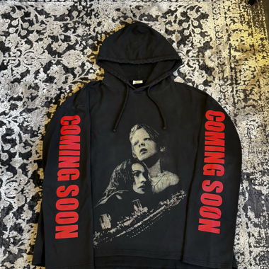 VETEMENTS TITANIC HOODIE FAKE