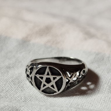 bague pentagramme 