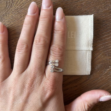 Bague avec pierres
