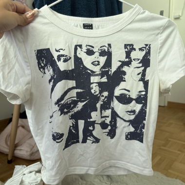 T-shirt bianca stampata SHEIN