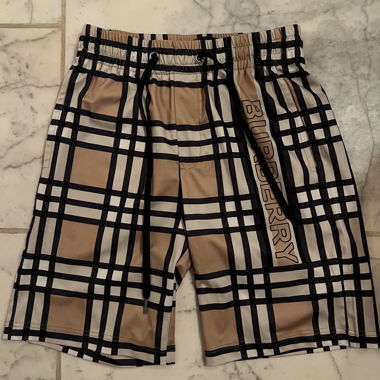 Short Burberry