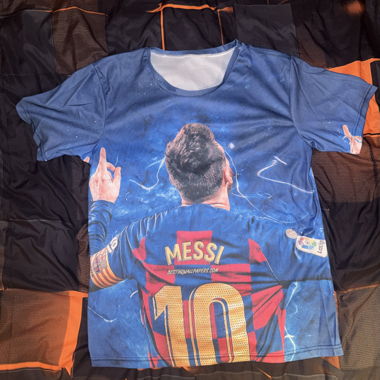 5 maillots de Messi