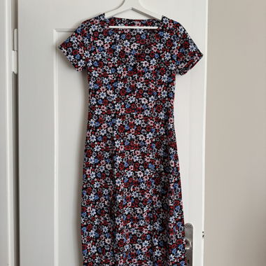 H&M Blumenkleid, kurzarm, EU 36
