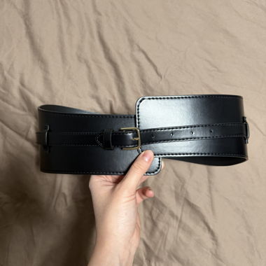 Black statement belt, waist belt