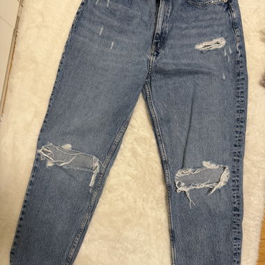 Jeans-hose mit löcher