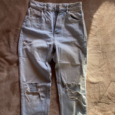 Jeans troué