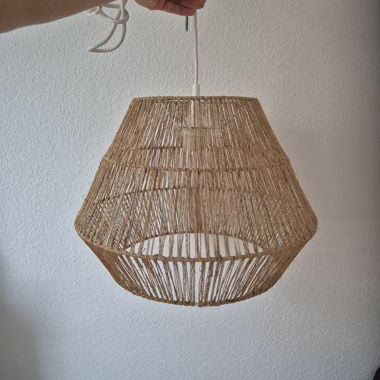 Woven hanging lampshade