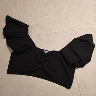 Schwarzes Crop-Top von ZARA