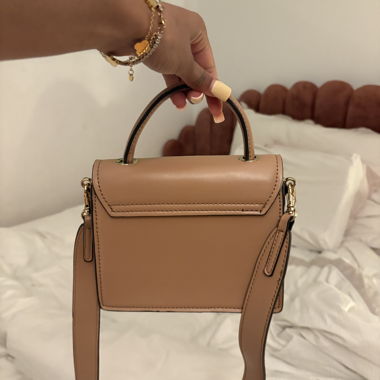 zara tasche