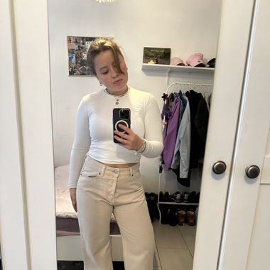 beige jeans