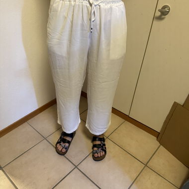 Pantaloni larghi