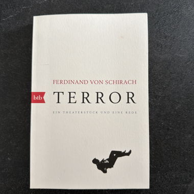 Terror di Ferdinand von Schirach
