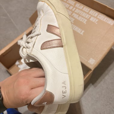 Veja Sneakers 
