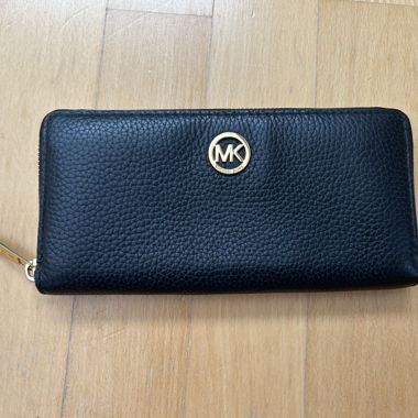 Michael Kors Wallet / Purse