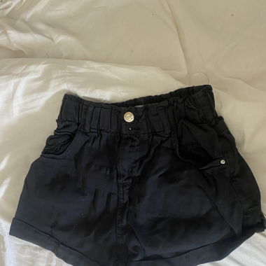 Short noir 34