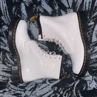 Nouvelles Dr.Martens blanches originales