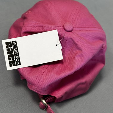 Truck cap