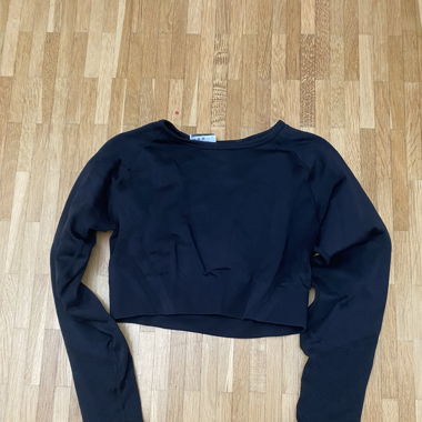 Crop top manche longue AYBL