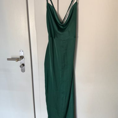 Long green dress