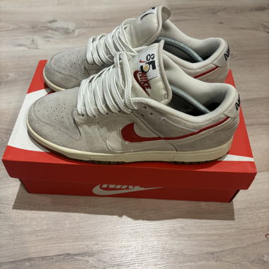 NIKE DUNK LOW SE 85
