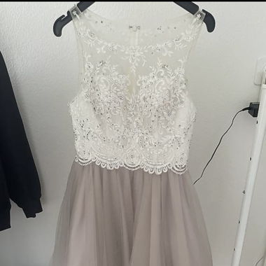 Fest-/Ballkleid