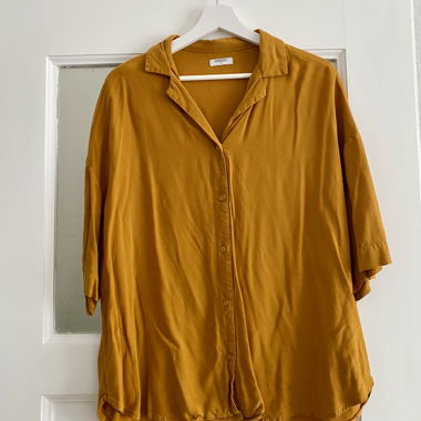 Stylische WEMOTO Bluse, senfgelb