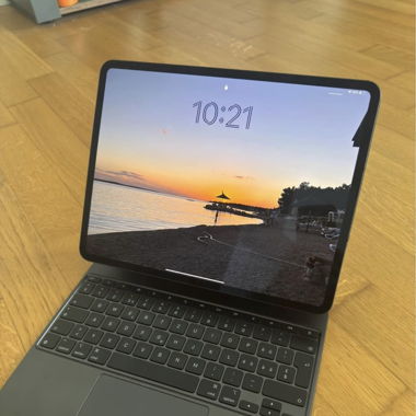 iPad Pro 12.9“ M4, 256GB mit Smart Keyboard Pencil