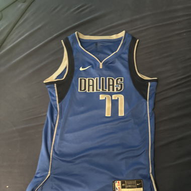 Luka doncic dallas maverick jersey/trikot