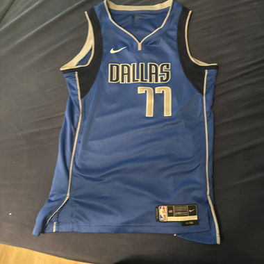 Luka doncic dallas maverick jersey/trikot
