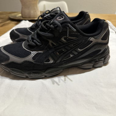Baskets ASICS Gel NYC –  Très bon état